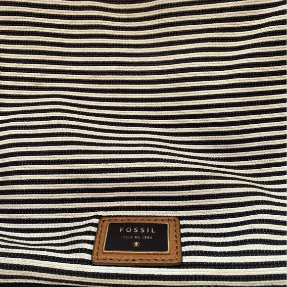 FOSSIL SATCHEL PURSE - Picture 3 of 5